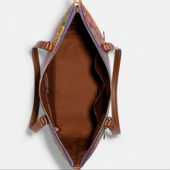 Coach Gallery Tote In Rainbow Signature Canvas - Picture 7 of 12